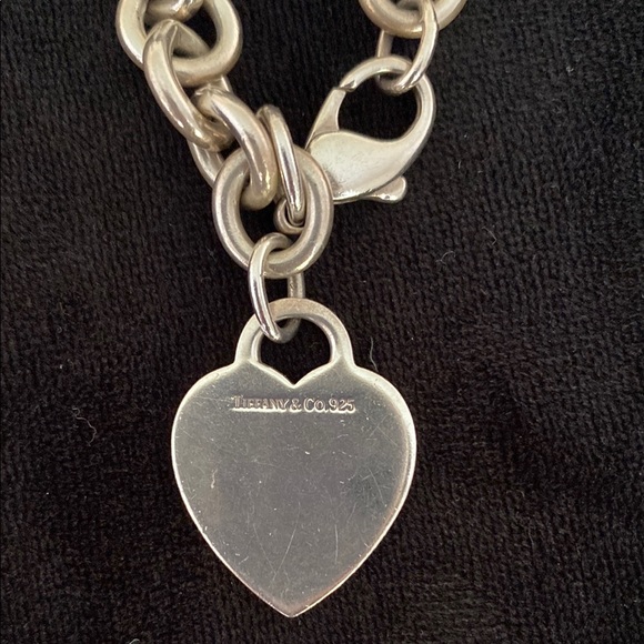 Tiffany & Co. Silver Heart Tag Bracelet - Picture 2 of 4